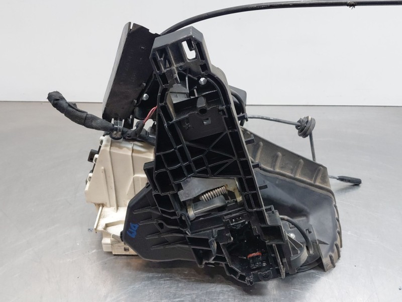 Recambio de cerradura puerta delantera izquierda para mercedes-benz clase gl (x164) 4-matic referencia OEM IAM A1647200935  
