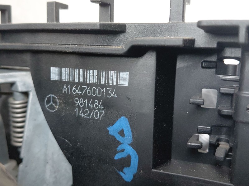 Recambio de cerradura puerta delantera izquierda para mercedes-benz clase gl (x164) 4-matic referencia OEM IAM A1647200935  