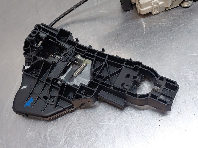 Recambio de cerradura puerta trasera derecha para mercedes-benz clase gl (x164) 4-matic referencia OEM IAM A1647303035  
