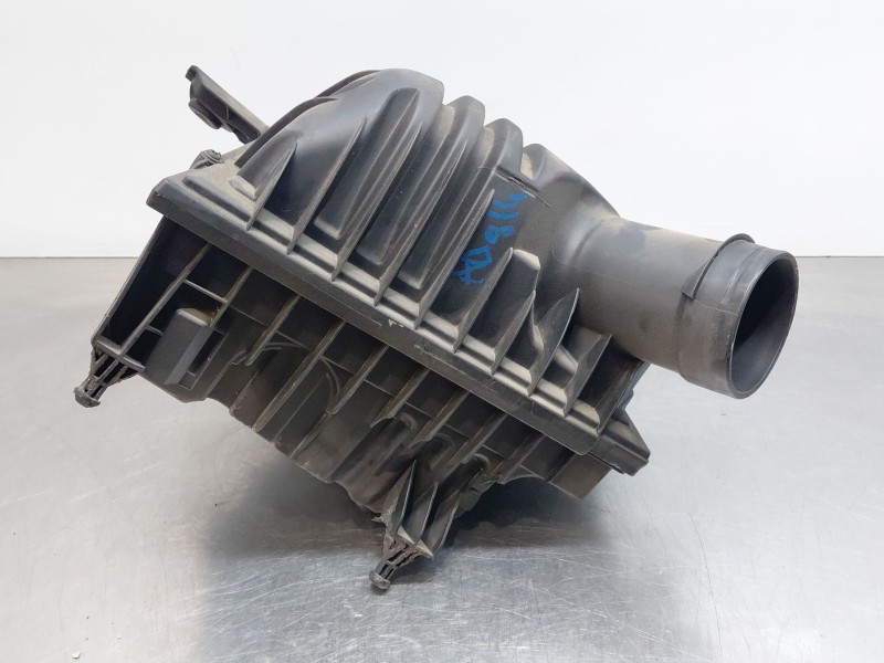 Recambio de filtro aire para bmw 2 gran tourer (f46) 218 d referencia OEM IAM 13718513916  