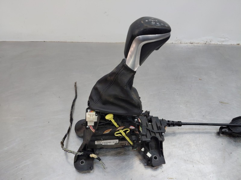 Recambio de pomo palanca cambio para bmw 2 gran tourer (f46) 218 d referencia OEM IAM 25168483098  