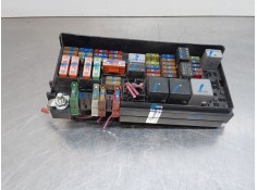 Recambio de caja reles / fusibles para mercedes-benz clase gl (x164) 4-matic referencia OEM IAM A1645402372  