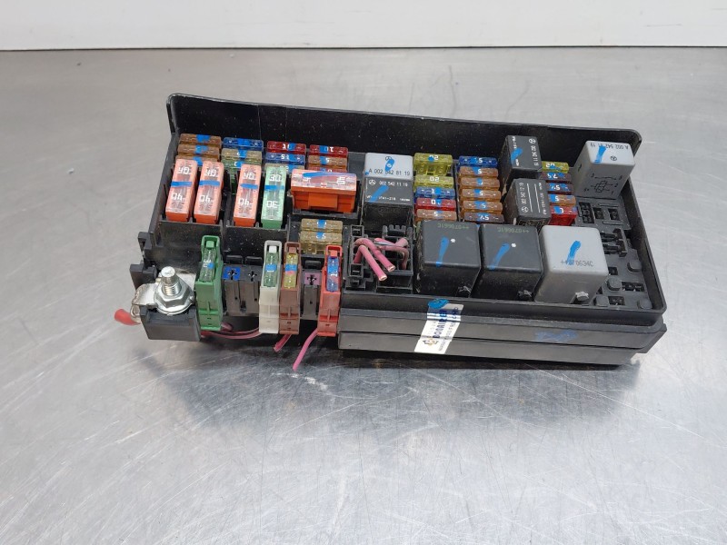 Recambio de caja reles / fusibles para mercedes-benz clase gl (x164) 4-matic referencia OEM IAM A1645402372  