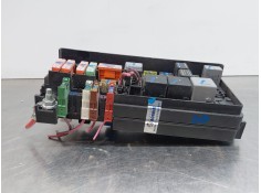 Recambio de caja reles / fusibles para mercedes-benz clase gl (x164) 4-matic referencia OEM IAM A1645402372   2