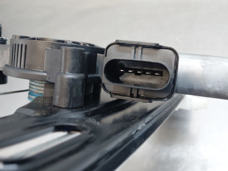 Recambio de elevalunas trasero derecho para bmw 2 gran tourer (f46) 218 d referencia OEM IAM 51337490198  