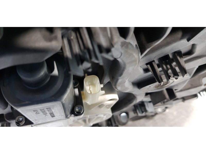 Recambio de elevalunas trasero derecho para chrysler grand voyager limited referencia OEM IAM 3016661G  