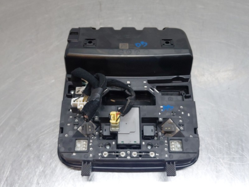 Recambio de luz interior para kia xceed drive referencia OEM IAM   
