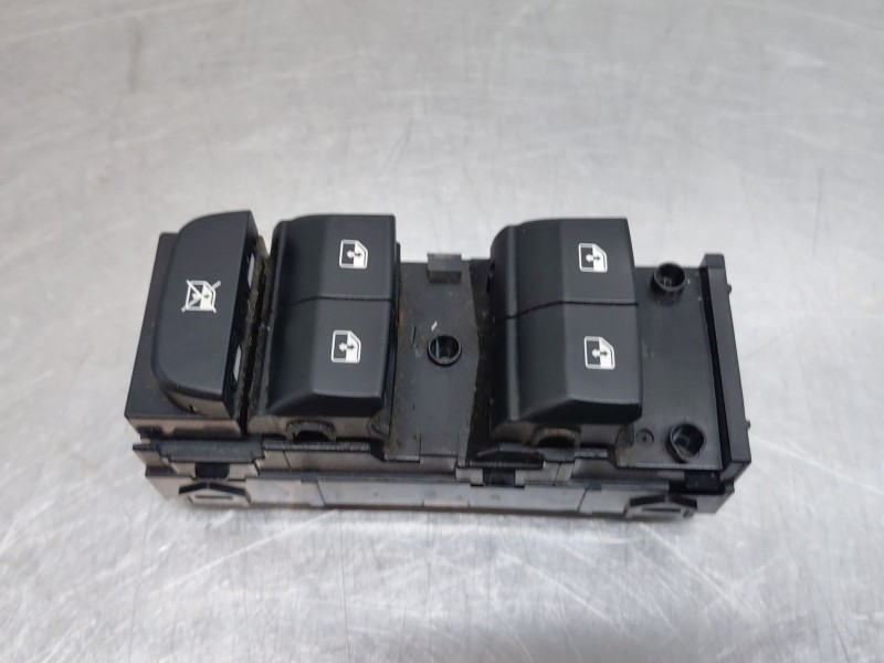 Recambio de mando elevalunas delantero izquierdo para kia xceed drive referencia OEM IAM   
