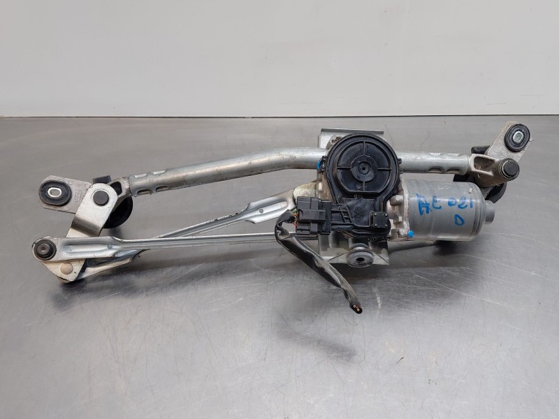Recambio de motor limpia delantero para kia xceed drive referencia OEM IAM   