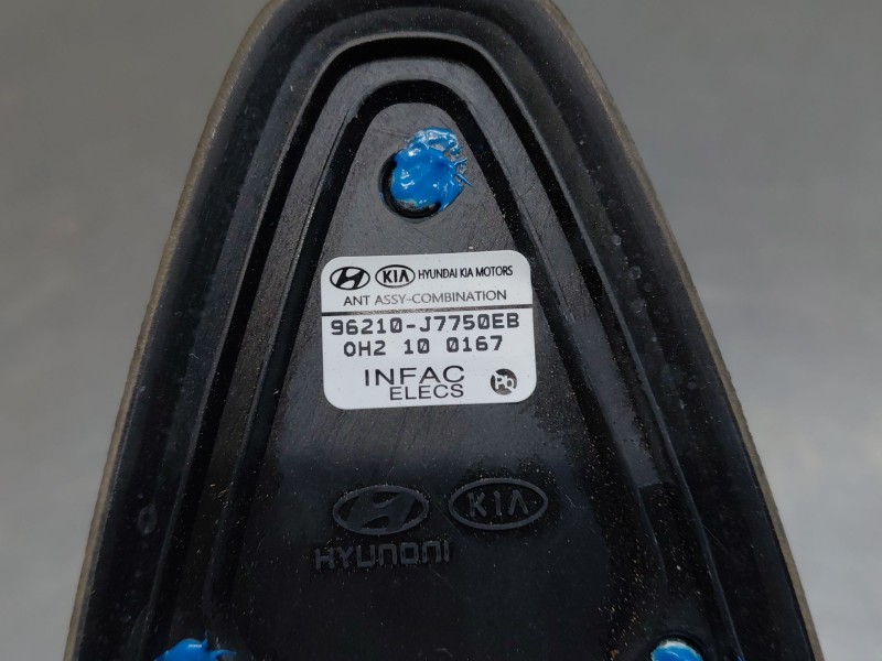 Recambio de antena para kia xceed drive referencia OEM IAM   