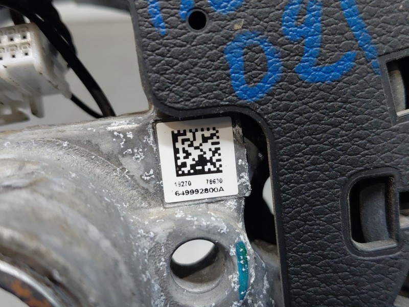 Recambio de volante para kia xceed drive referencia OEM IAM   