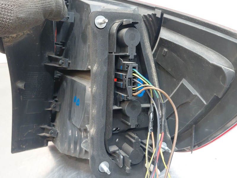 Recambio de piloto trasero izquierdo para bmw x1 (e84) sdrive 18 d referencia OEM IAM   