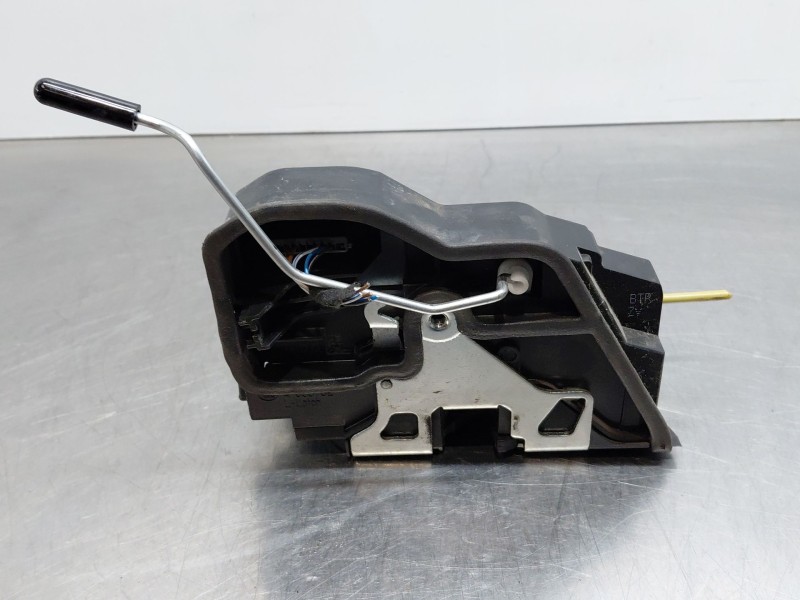 Recambio de cerradura puerta delantera derecha para bmw x1 (e84) sdrive 18 d referencia OEM IAM   