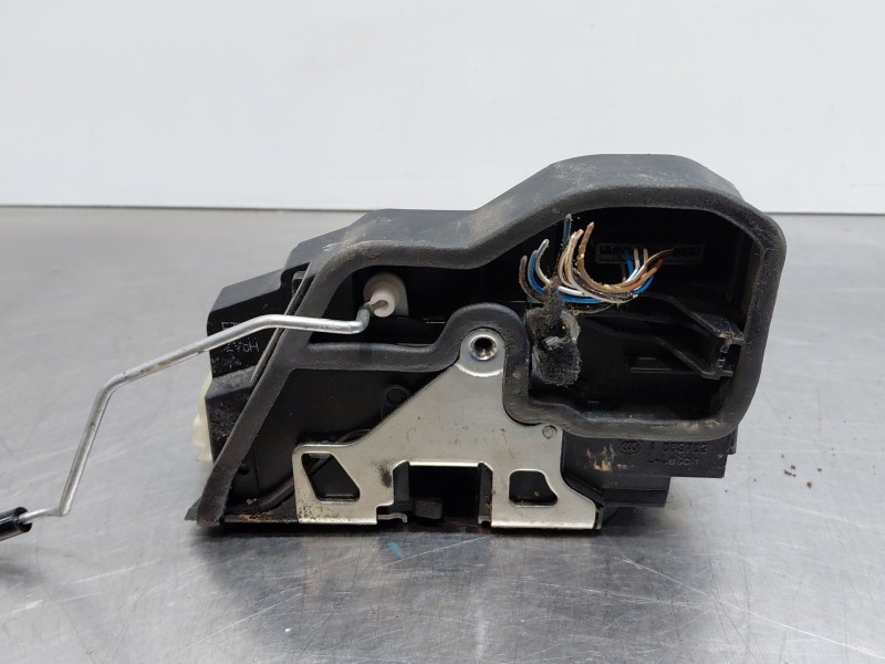 Recambio de cerradura puerta delantera izquierda para bmw x1 (e84) sdrive 18 d referencia OEM IAM   
