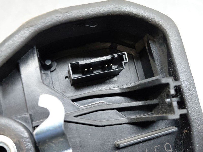 Recambio de cerradura puerta trasera izquierda para bmw x1 (e84) sdrive 18 d referencia OEM IAM   