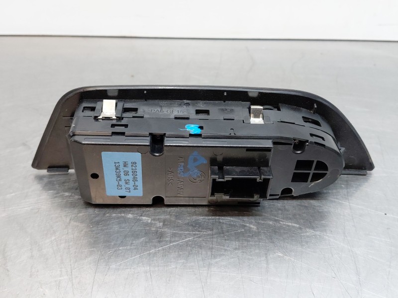 Recambio de mando elevalunas delantero izquierdo para bmw x1 (e84) sdrive 18 d referencia OEM IAM   