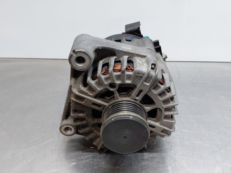 Recambio de alternador para bmw x1 (e84) sdrive 18 d referencia OEM IAM   