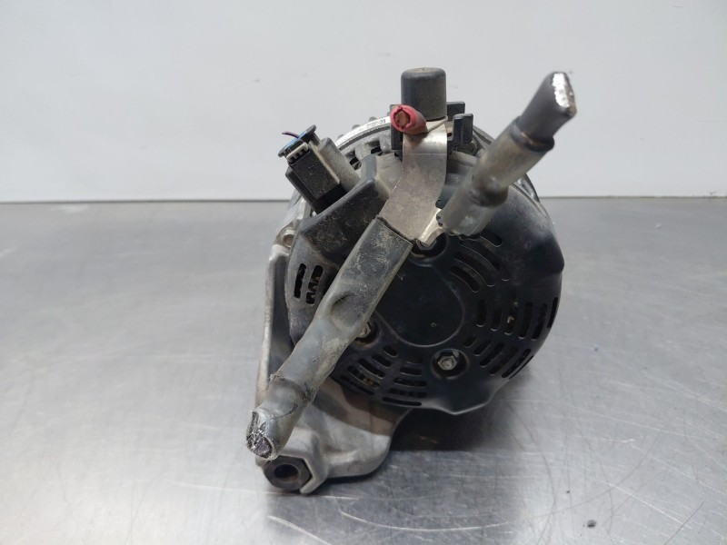 Recambio de alternador para bmw 2 gran tourer (f46) 218 d referencia OEM IAM 12317646814  