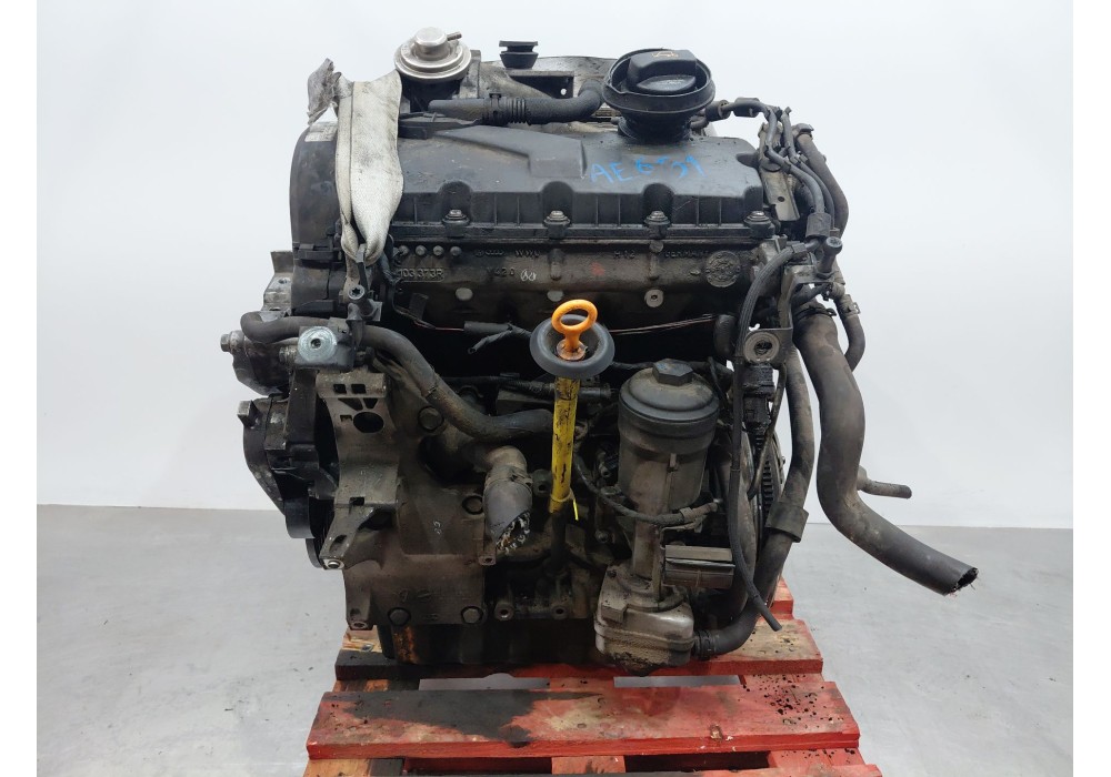 Recambio de motor completo para volkswagen golf v (1k1) 1.9 tdi referencia OEM IAM BXE 132932 BXE 