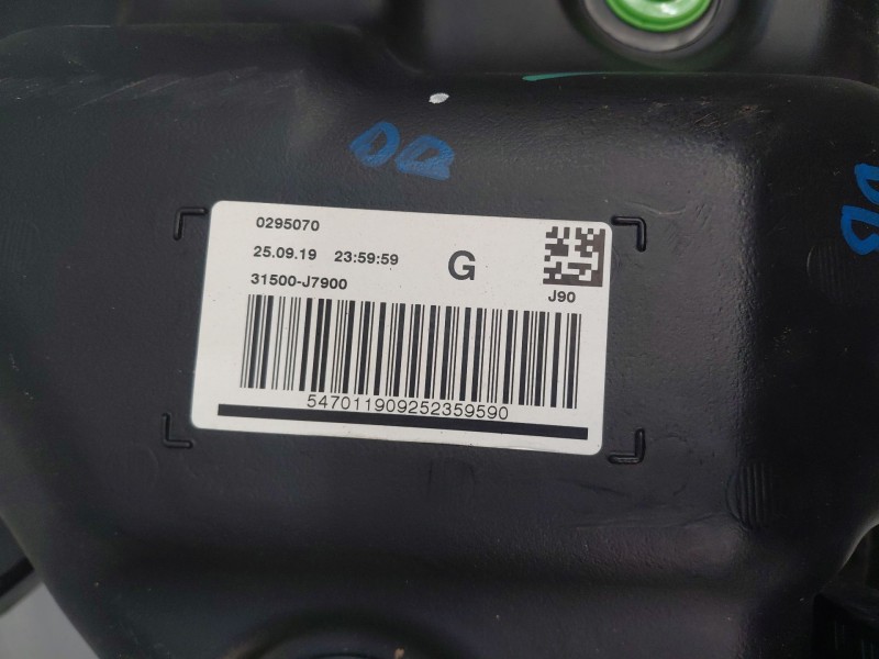Recambio de deposito aditivo adblue fap ( deposito grande ) para kia xceed drive referencia OEM IAM   