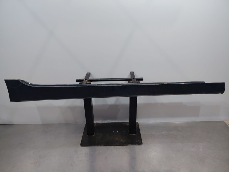 Recambio de faldon lateral para bmw 2 gran tourer (f46) 218 d referencia OEM IAM 51177403806  