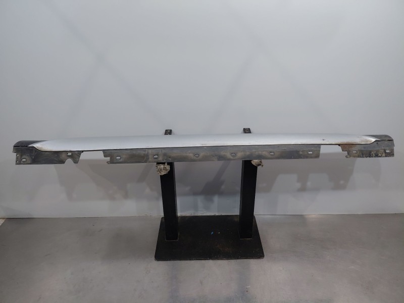Recambio de faldon lateral para bmw x1 (e84) sdrive 18 d referencia OEM IAM   