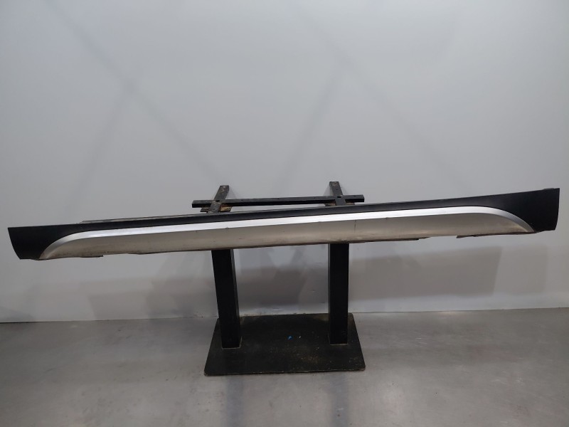 Recambio de faldon lateral para bmw x1 (e84) sdrive 18 d referencia OEM IAM   