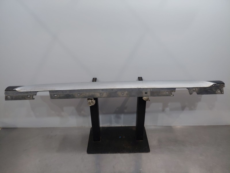 Recambio de faldon lateral para bmw x1 (e84) sdrive 18 d referencia OEM IAM   