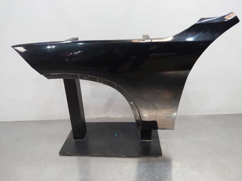 Recambio de aleta delantera izquierda para bmw x1 (e84) sdrive 18 d referencia OEM IAM 41627332423  