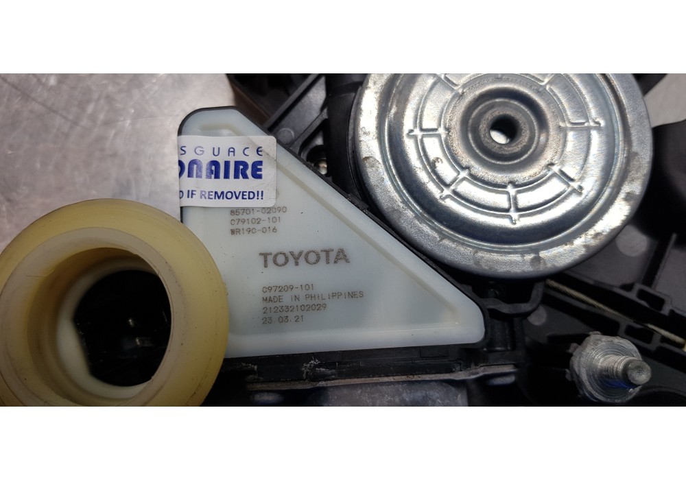 Recambio de elevalunas delantero izquierdo para toyota corolla touring sports (e21) hybrid advance referencia OEM IAM 6982002741