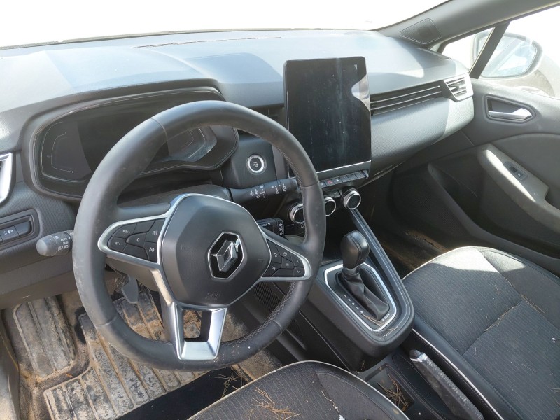 renault clio v (b7_) del año 2022