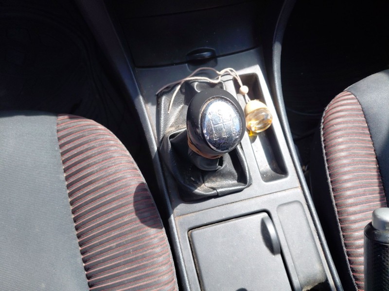 mazda 3 sedán (bk) del año 2005
