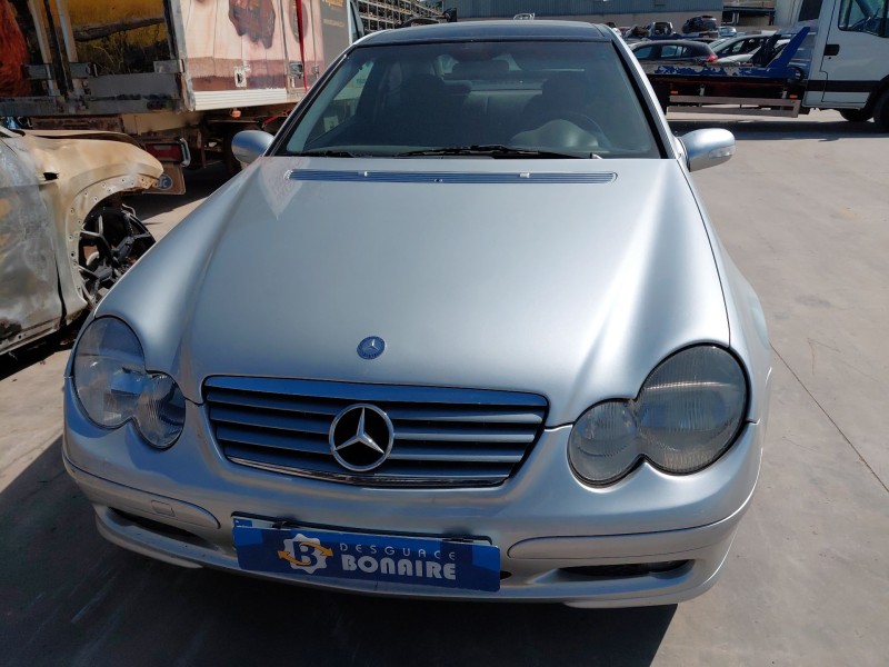 mercedes-benz clase c (w203) del año 2003