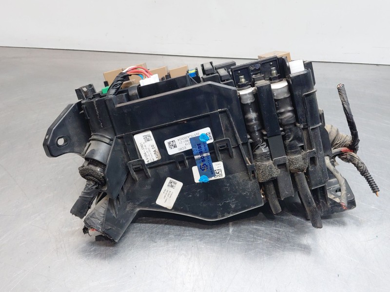 Recambio de caja reles / fusibles para kia xceed drive referencia OEM IAM 919D5F2010 91254J7601 