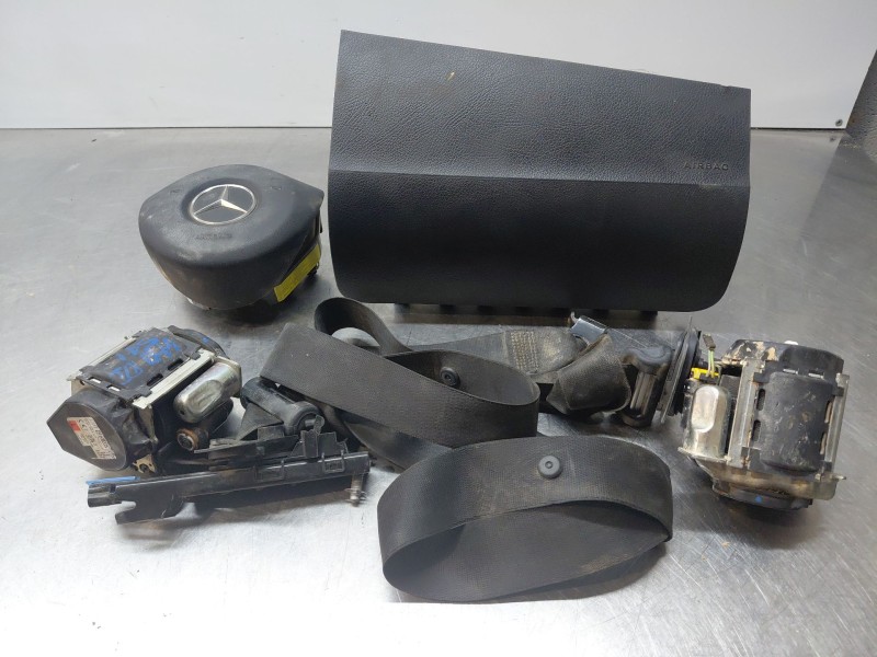 Recambio de kit airbag para mercedes-benz vito mixto (447) combi referencia OEM IAM A0008601402 A4478600002 