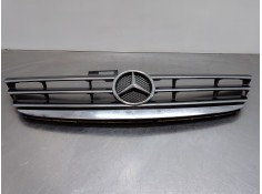 Recambio de rejilla delantera para mercedes-benz clase a (w169) a 170 (169.032, 169.332) referencia OEM IAM A1698801483 A1698800