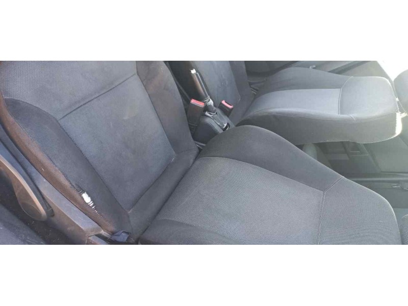 opel astra h berlina del año 2007