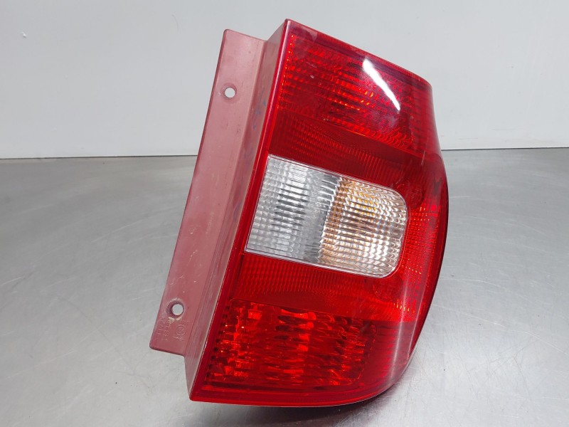 Recambio de piloto trasero derecho para skoda yeti (5l) 1.2 tsi referencia OEM IAM   