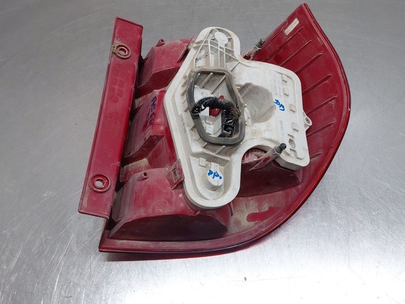 Recambio de piloto trasero izquierdo para skoda yeti (5l) 1.2 tsi referencia OEM IAM   