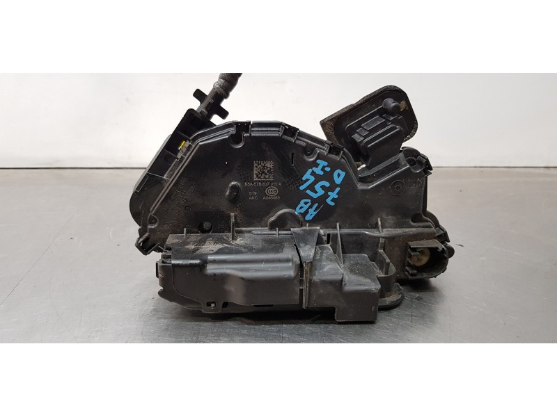 Recambio de cerradura puerta delantera izquierda para volkswagen caddy furgón/kombi kombi referencia OEM IAM 5TB837015A  