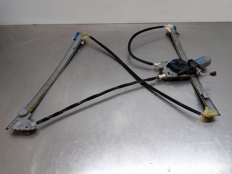 Recambio de elevalunas delantero derecho para renault laguna ii (bg0/1_) 1.9 dci (bg0e) referencia OEM IAM 8200485195  