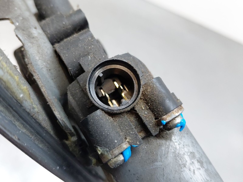 Recambio de elevalunas delantero derecho para renault laguna ii (bg0/1_) 1.9 dci (bg0e) referencia OEM IAM 8200485195  