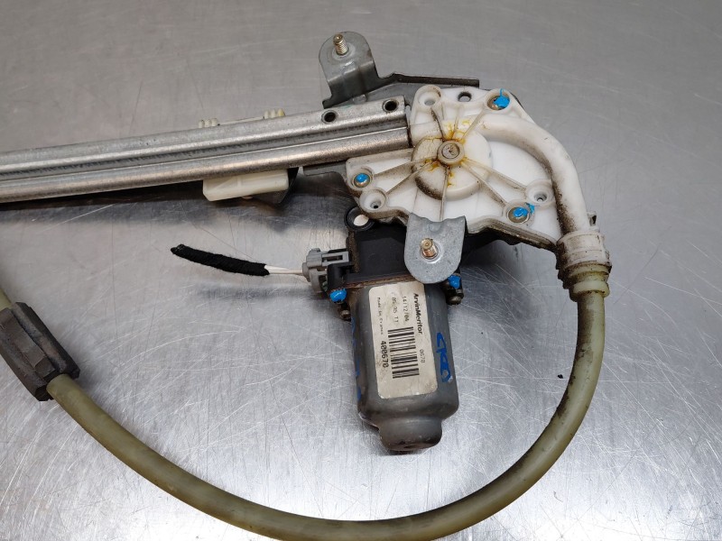 Recambio de elevalunas trasero derecho para renault laguna ii (bg0/1_) 1.9 dci (bg0e) referencia OEM IAM 8200000558  
