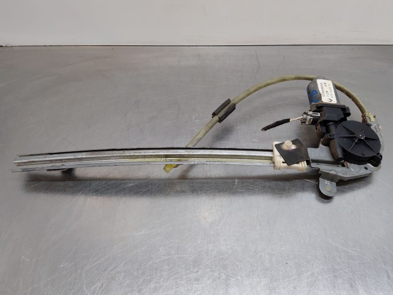 Recambio de elevalunas trasero derecho para renault laguna ii (bg0/1_) 1.9 dci (bg0e) referencia OEM IAM 8200000558  