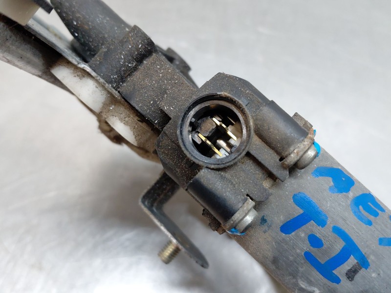 Recambio de elevalunas trasero izquierdo para renault laguna ii (bg0/1_) 1.9 dci (bg0e) referencia OEM IAM 8200000557  