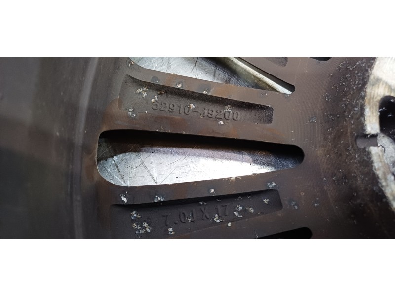 Recambio de llanta para hyundai kona klass 2wd referencia OEM IAM 52910J9200  