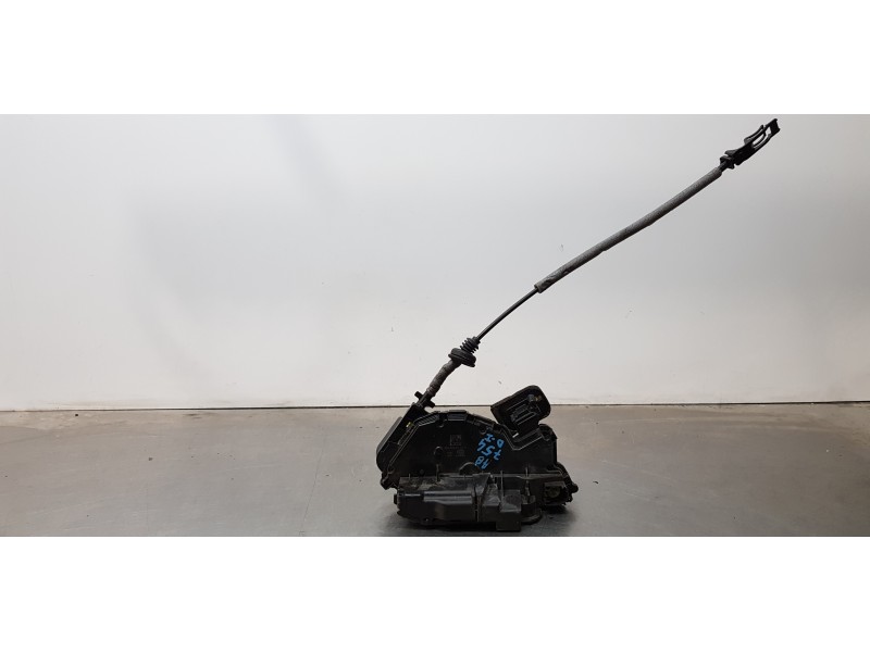 Recambio de cerradura puerta delantera izquierda para volkswagen caddy furgón/kombi kombi referencia OEM IAM 5TB837015A  