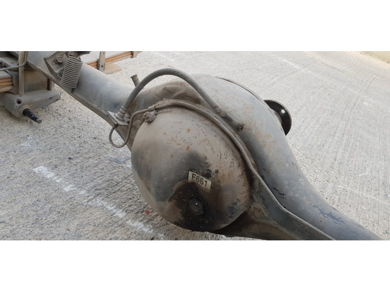 Recambio de puente trasero para hyundai h 1 h 1 furg.caja cerr.c. puerta referencia OEM IAM 521004A805 530004A864 