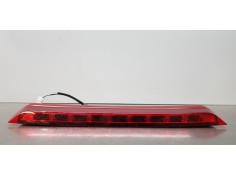Recambio de luz central de freno para hyundai kona klass 2wd referencia OEM IAM 92700J9000  