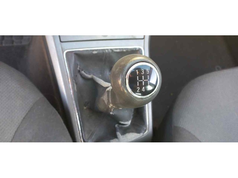 opel astra h berlina del año 2007